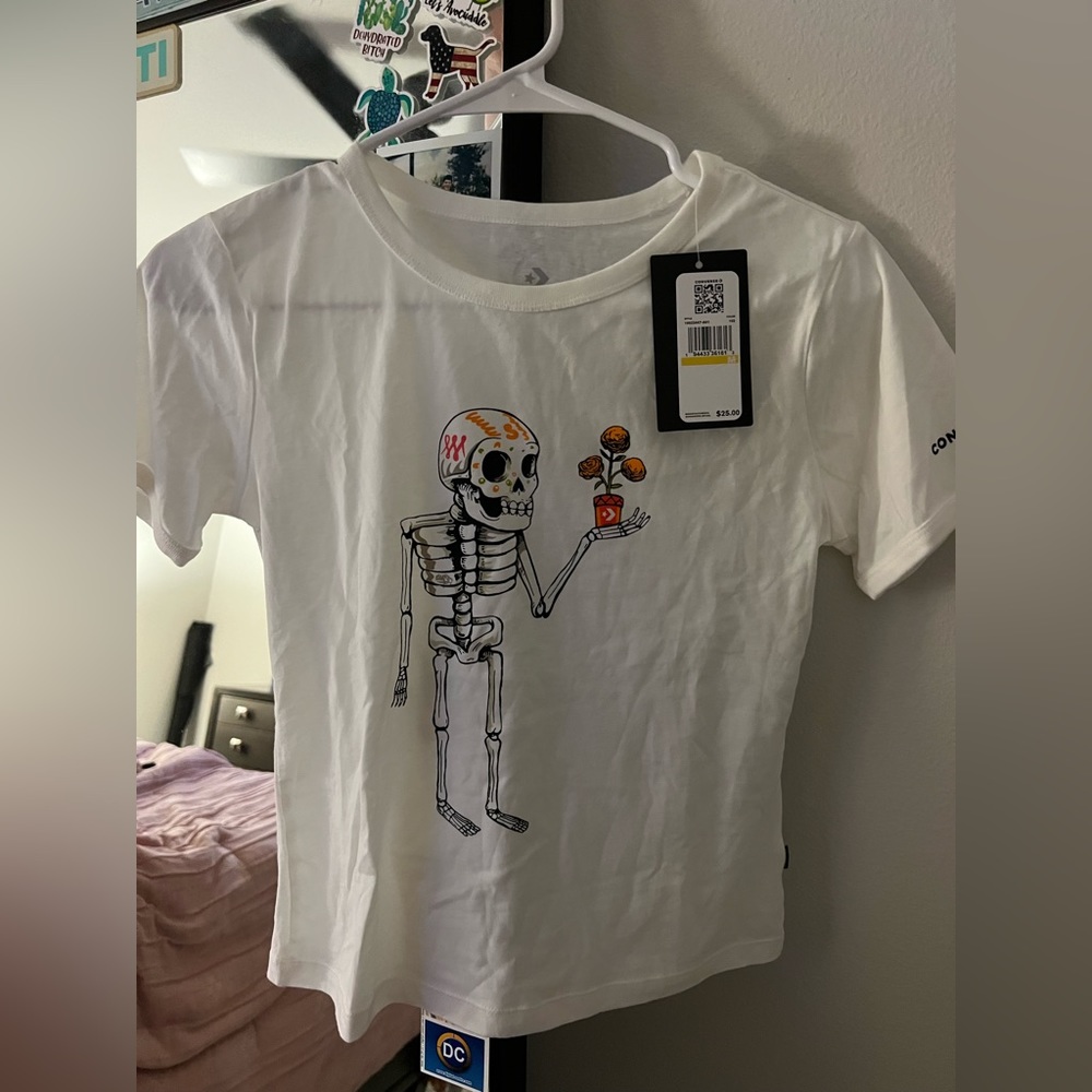 Converse T-shirt, size medium